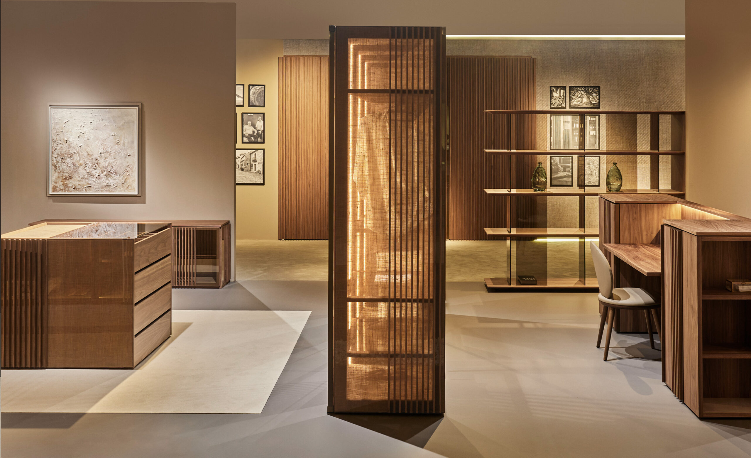 Armarios exclusivos y vestidores a medida en Marbella | Uecko