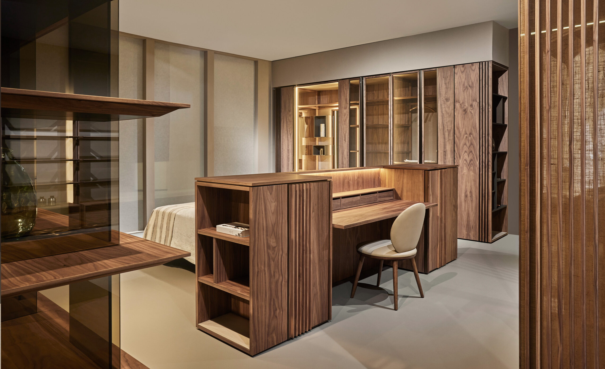 Armarios exclusivos y vestidores a medida en Marbella | Uecko